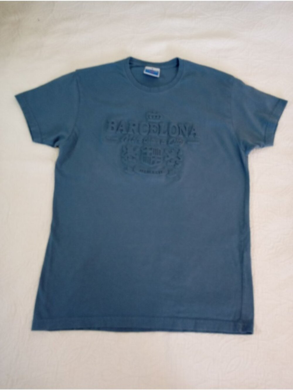 Barcelona Embossed Graphic T-Shirt Safon Blue Short Sleeve Mens S 100% Cotton